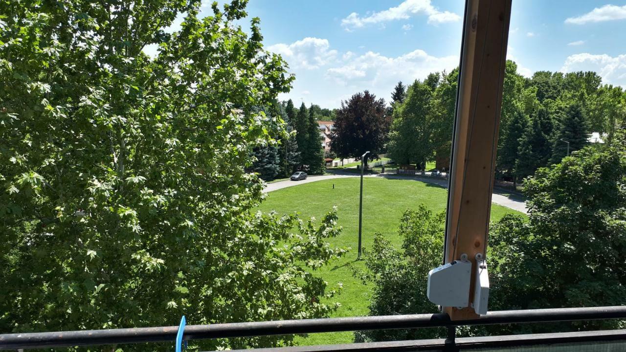 Апартаменты Angi Apartman- Nagyszeru Elhelyezkedes, Vendegkozpontu Szallashely-Szolgaltatas Харканы Экстерьер фото